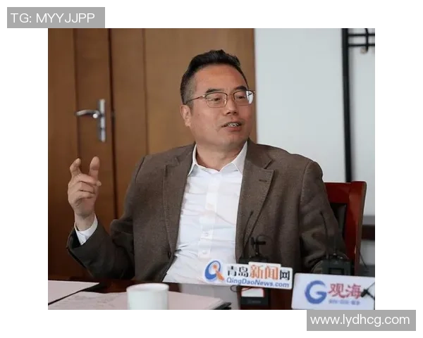 彭显宸正式加盟重庆铜梁龙开启新征程期待表现提升 彭显宸正式加盟重庆铜梁龙开启新征程期待表现提升